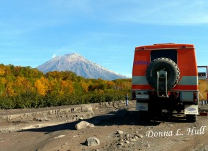 army-truck-Nalychevo-nature-park-kamtchatka