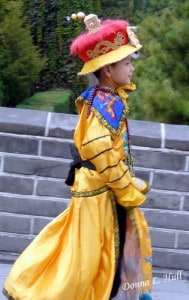 china-great-wall-juyongguan-boy