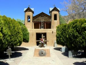 santuario-de-chimayo-new-mexico chimayo-church-new-mexico