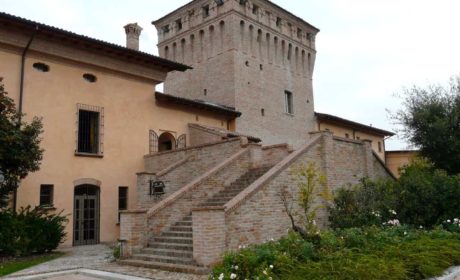 Boomer travel - Italy - stay at La Tavola Rotonda on your boomer vacation in Italy.