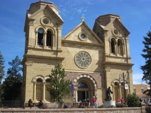 Santa-fe-new-mexico-cathedral-basilica-st-francis