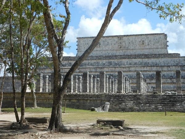 Driving to the new wonder of the world: Chichen Itza