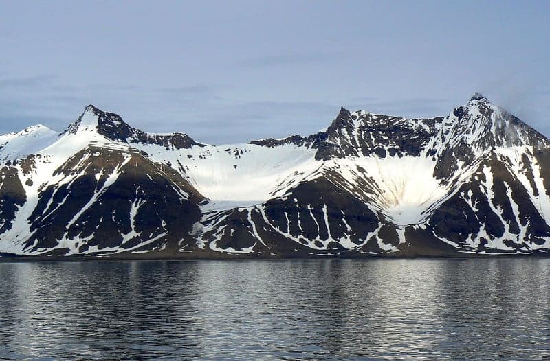 Saturday’s scene: Cruising above the Arctic Circle