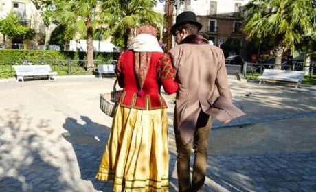Discover Spanish history on Cadiz walking tour